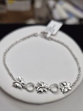 10kt Whitegold Butterfly Diamond Bracelet